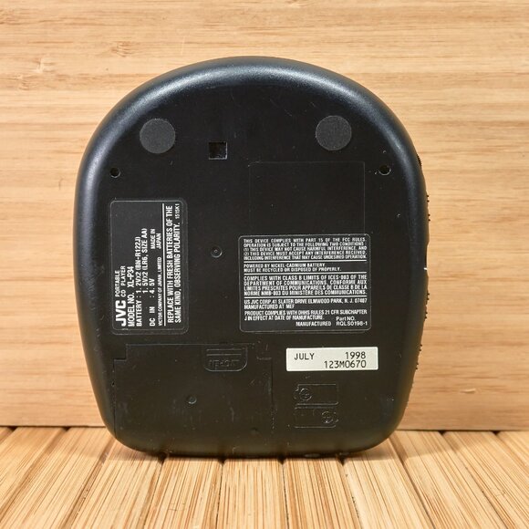 JVC XL-P34 Portable CD Player, Shock Protection Hyper Bass Sound, Made in Japan - Picture 8 of 11